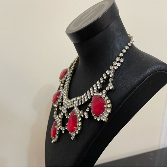 Gorgeous Vintage Austrian Crystal Necklace - Picture 3 of 5